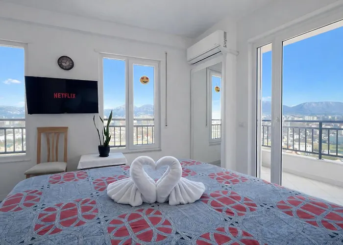 Romantic Penthouse With Mountains View アパート *