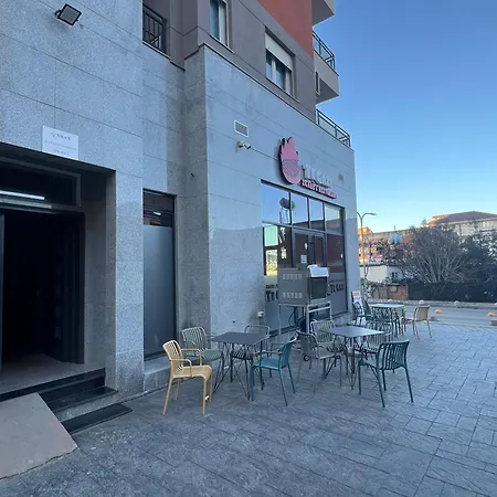 Apartment Romantic Penthouse With Mountains View