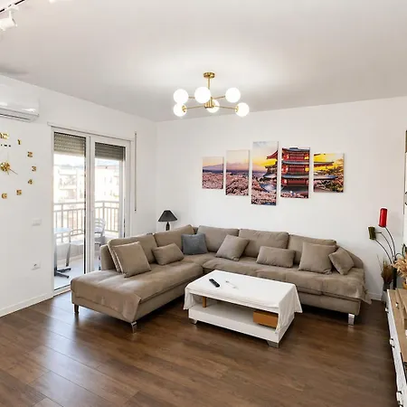 Apartment Romantic Penthouse With Mountains View *