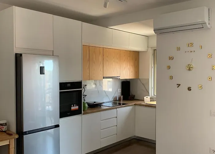 Romantic Penthouse With Mountains View Appartamento Kashari